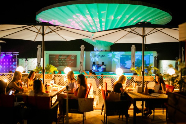 Sunset party…Rotonda beach club… - Фото 108