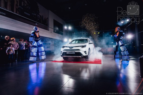 Презентація автомобіля  “TOYOTA RAW 4” - Фото 88